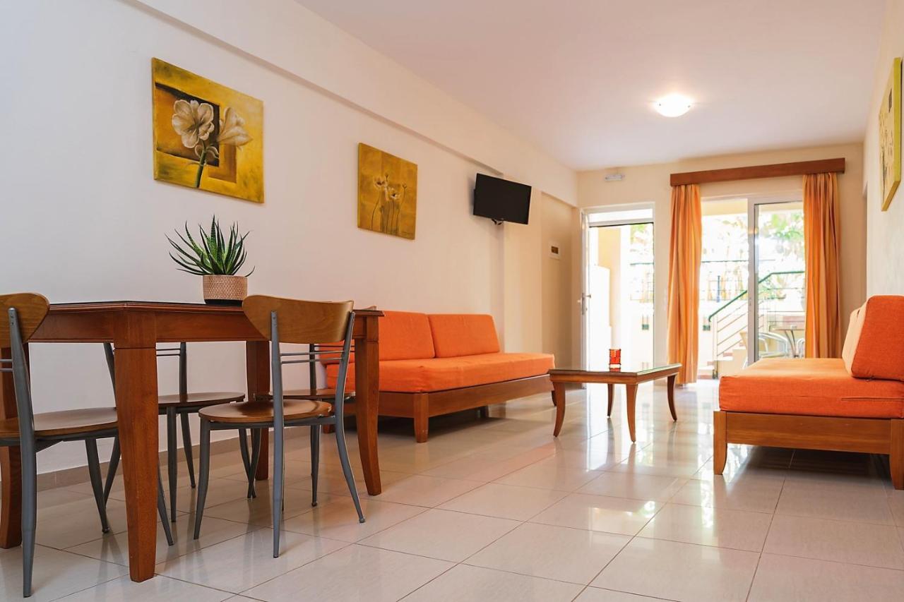 Helios Apartments Kato Daratso Zimmer foto